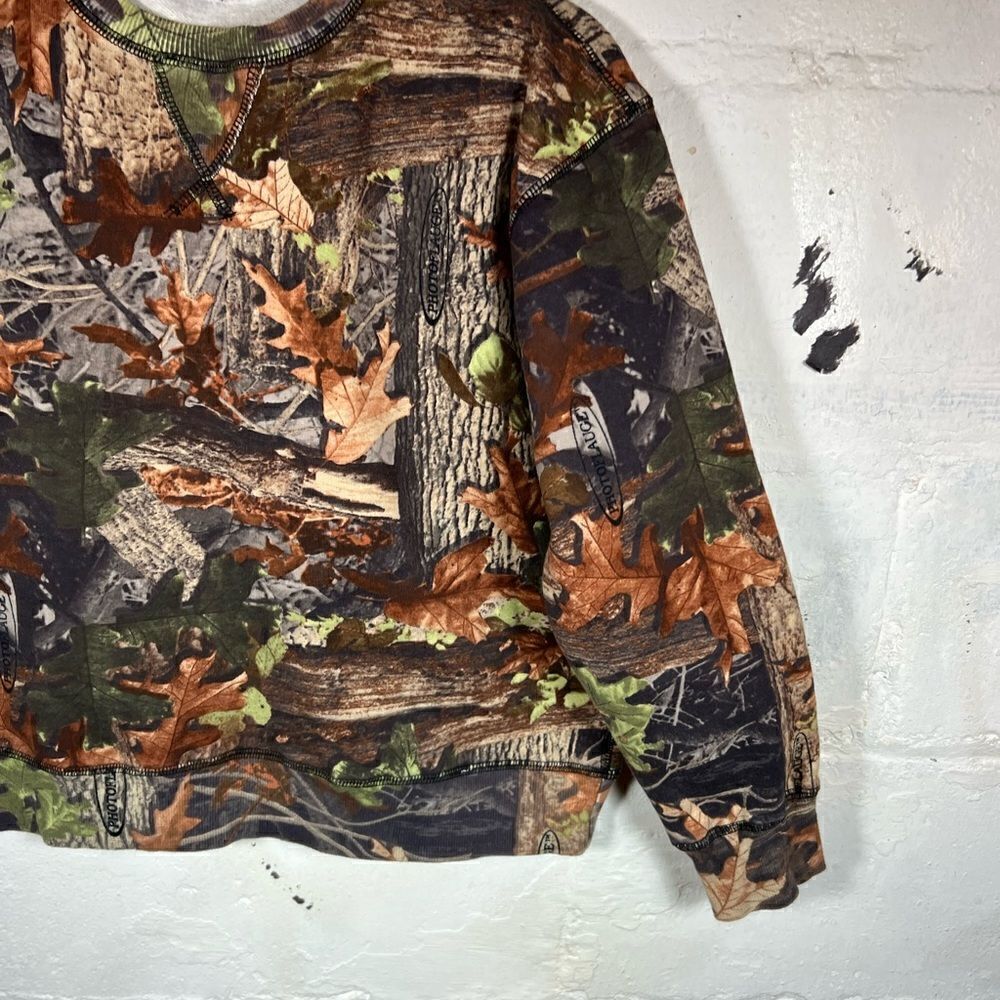 Realtree Camo Sweatshirt - Picture 3 of 7